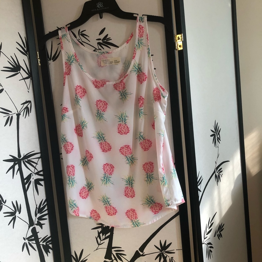 Pineapple tank